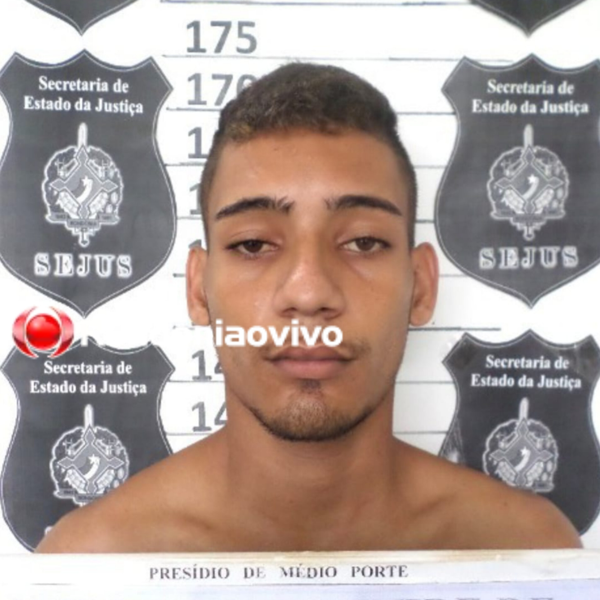 NA MAMORÉ: Jovem é baleado em frente a casa de carne após receber ameaça pelo Facebook 