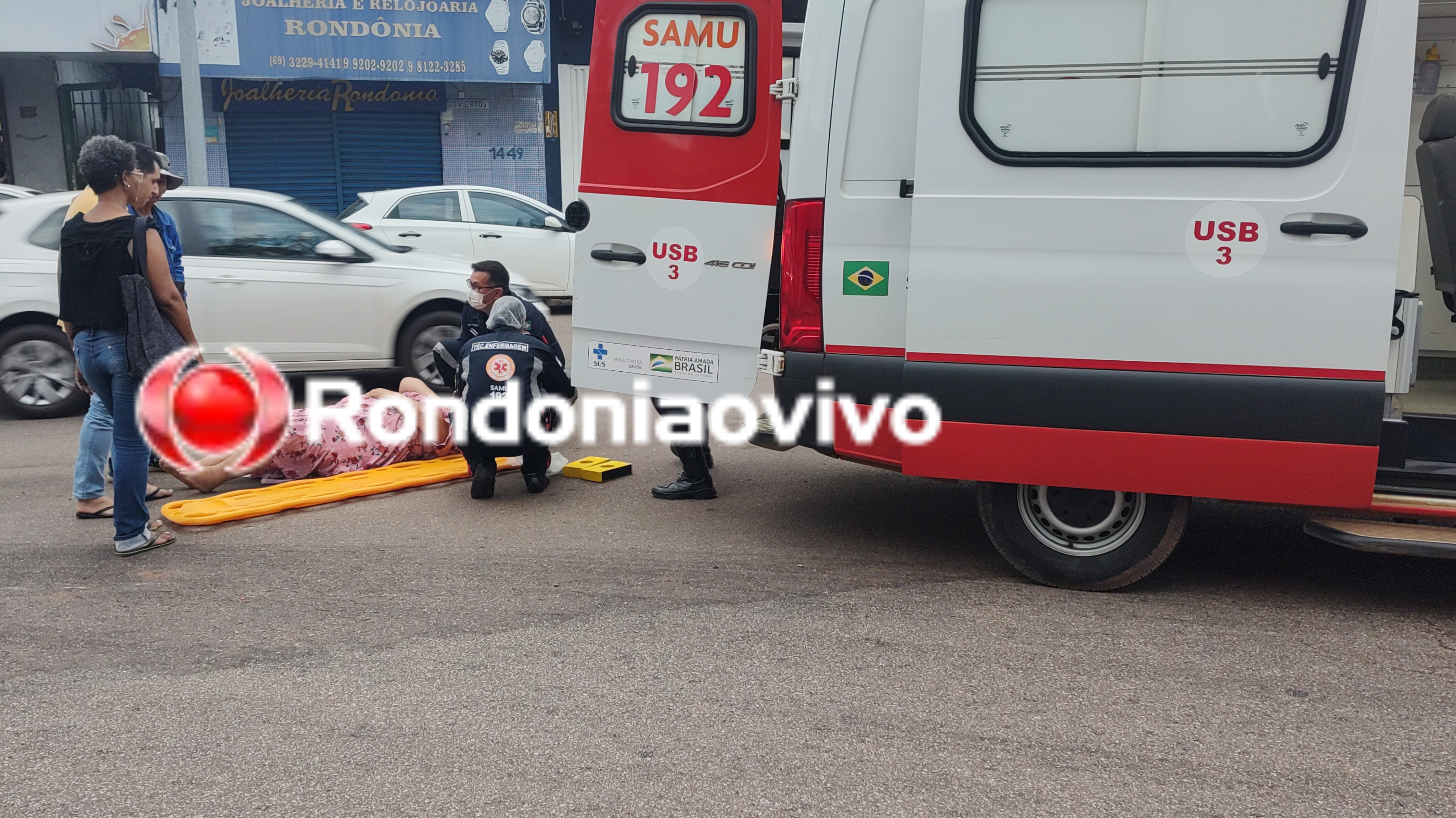 VÍDEO: Passageira de motocicleta sofre ferimentos após acidente na 7 de Setembro 