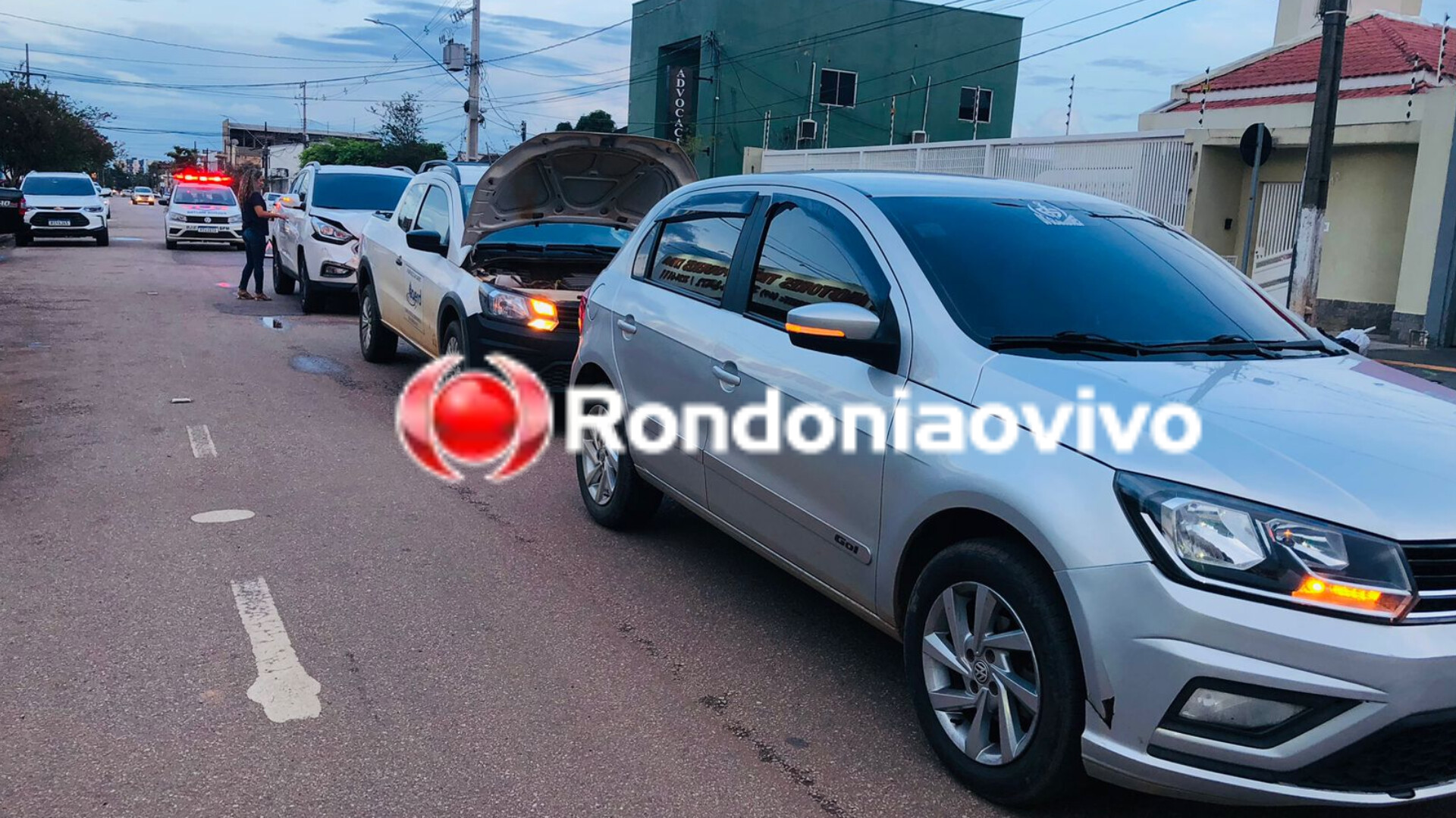 ENGAVETAMENTO: Acidente envolve carro da Caerd, motorista de app e iX35