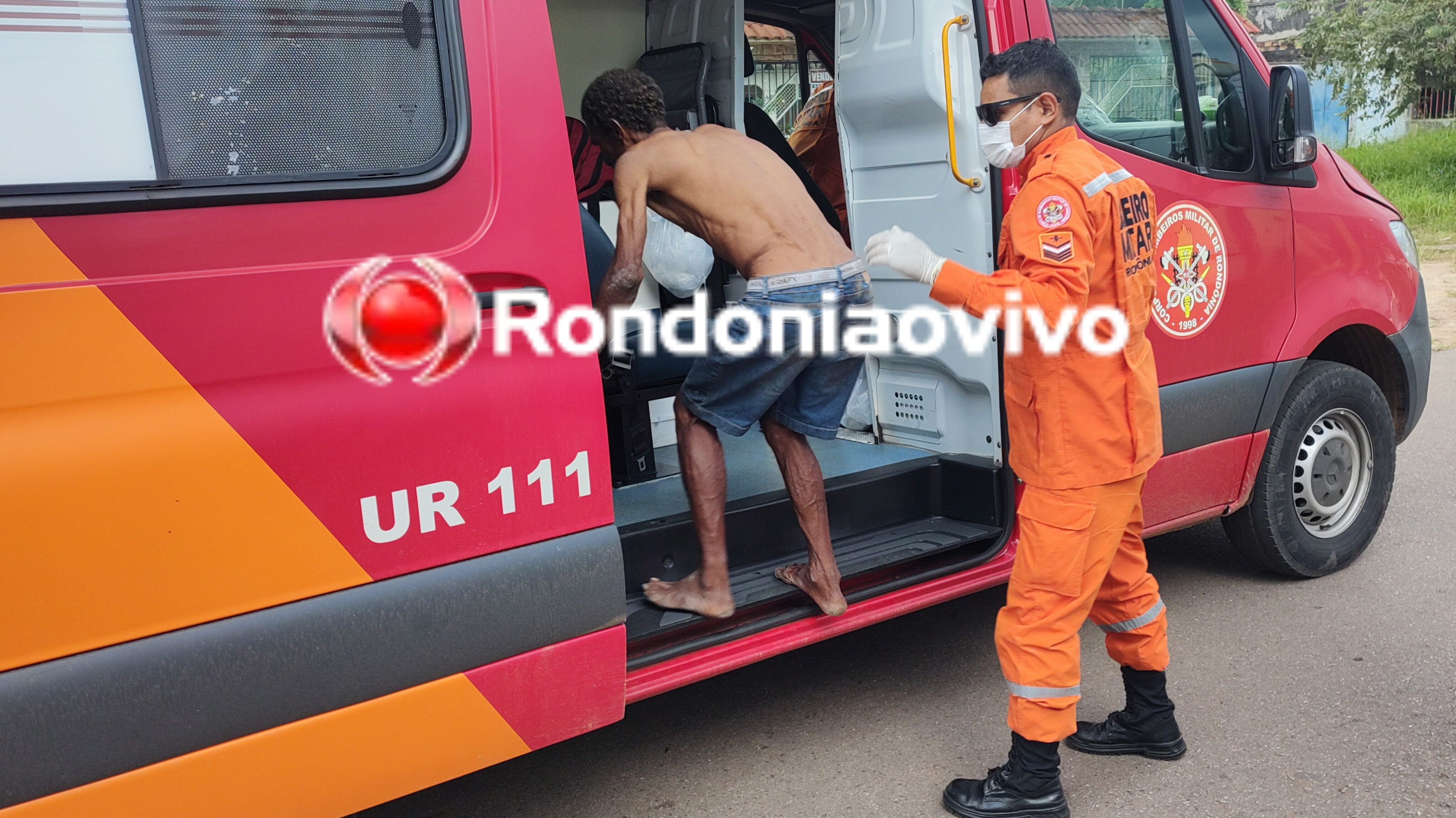 'FUI CONFUNDIDO': Homem é atacado a golpes de facão em lava jato no Centro 