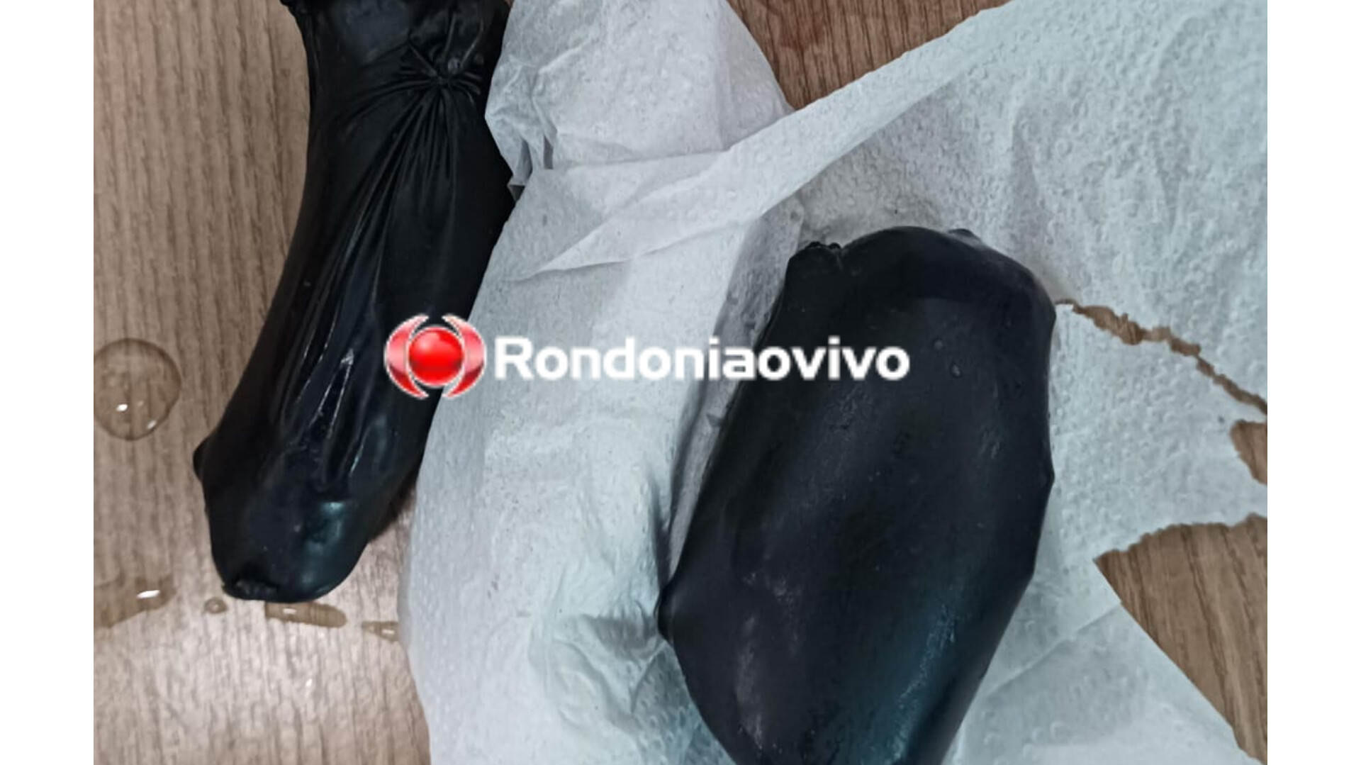 NO 603: Jovem é presa levando dois pacotes de droga nas partes  íntimas para o marido 