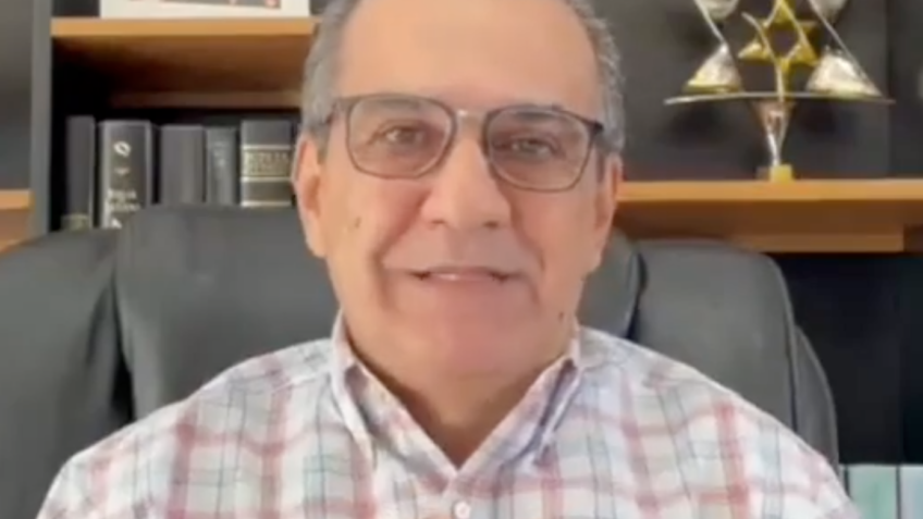 ABANDONADOS - Silas Malafaia: “Não mandei ninguém ir pra frente de quartel”, diz pastor 