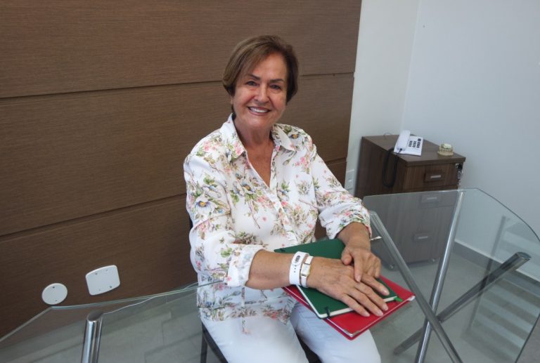 DIA DAS MULHERES: Trajetória da Unesc contada pela mulher que seguiu tudo desde o início