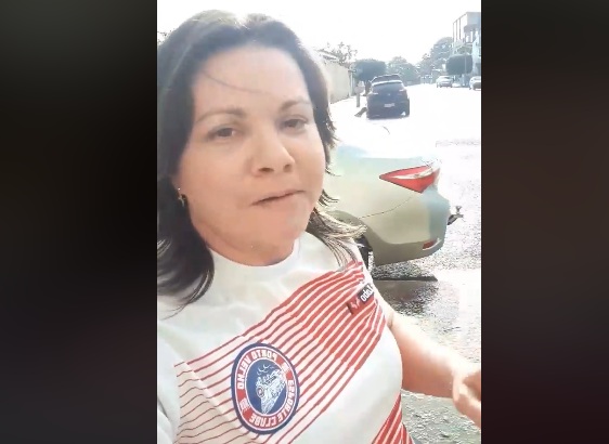 SEM EDUCAÇÃO: Cadeirante registra falta de respeito de motoristas no estádio Aluízio Ferreira