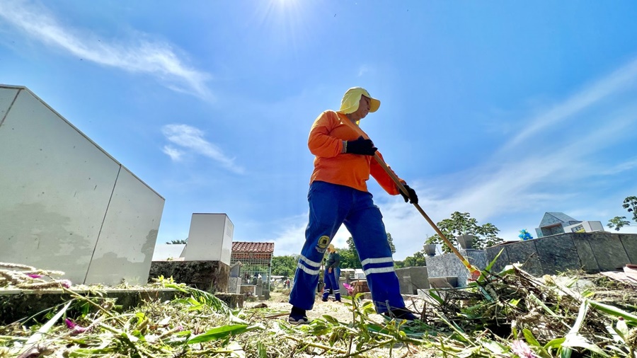 2 DE NOVEMBRO: Cemitérios de Porto Velho estão sendo preparados para o Dia dos Finados