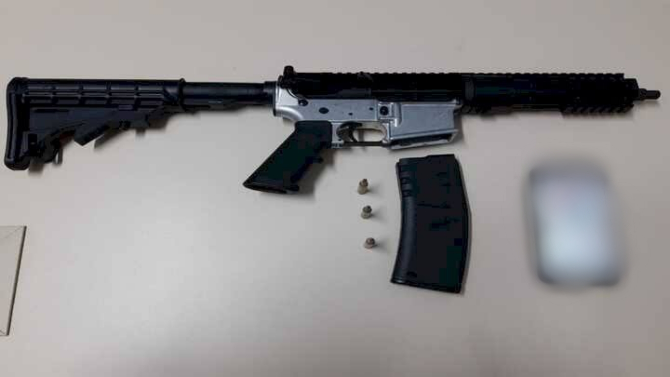 PERIGO: CAC é preso armado com fuzil após fazer ameaças de morte