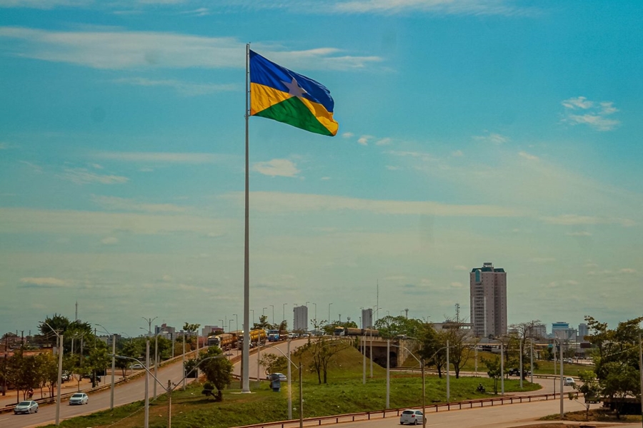 MENSAGEM: Marcos Rocha parabeniza Rondônia por seu 42° aniversário