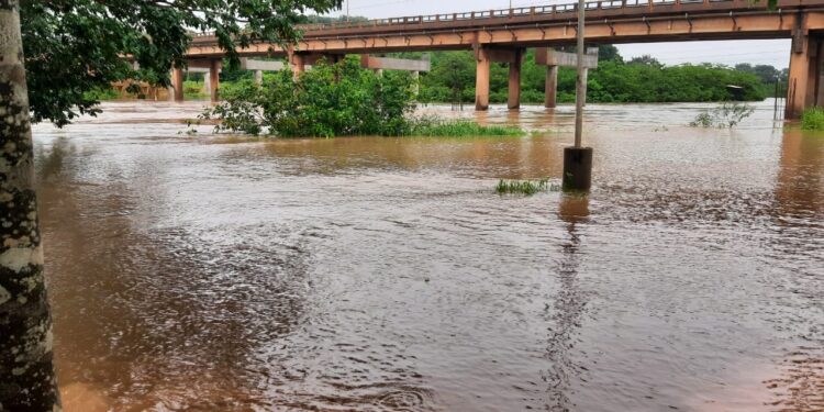 ALARMANTE: Nível do Rio Jaru volta a subir e Defesa Civil alerta para risco de alagamentos