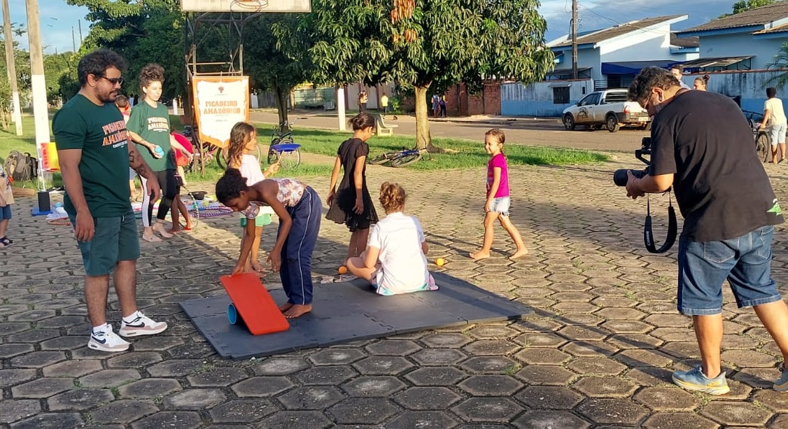 CURTA-METRAGEM: Filme Risos e Malabarismos: O Encanto do Circo destaca a arte circense