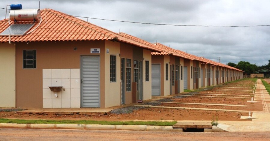 SEM CASA, SEM VIDA: Município de RO revoga licitação de casas do PAC por ‘excesso de burocracia’