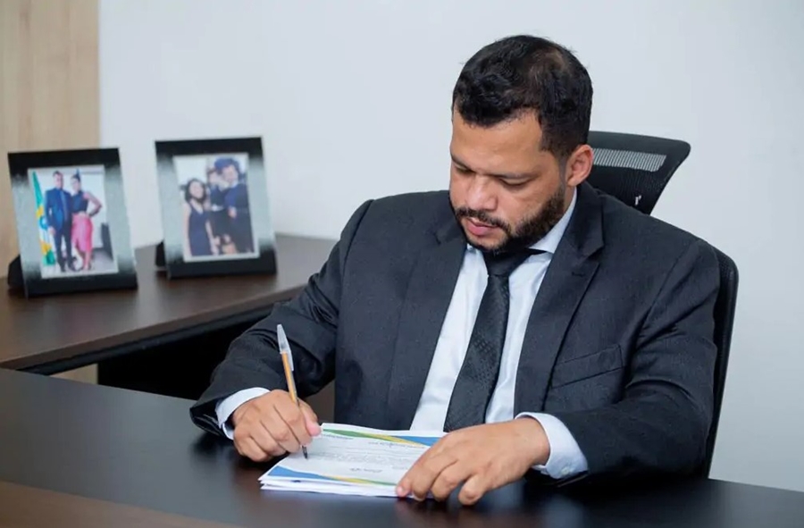 EDEVALDO NEVES: Deputado solicita ampliação do sistema de monitoramento eletrônico