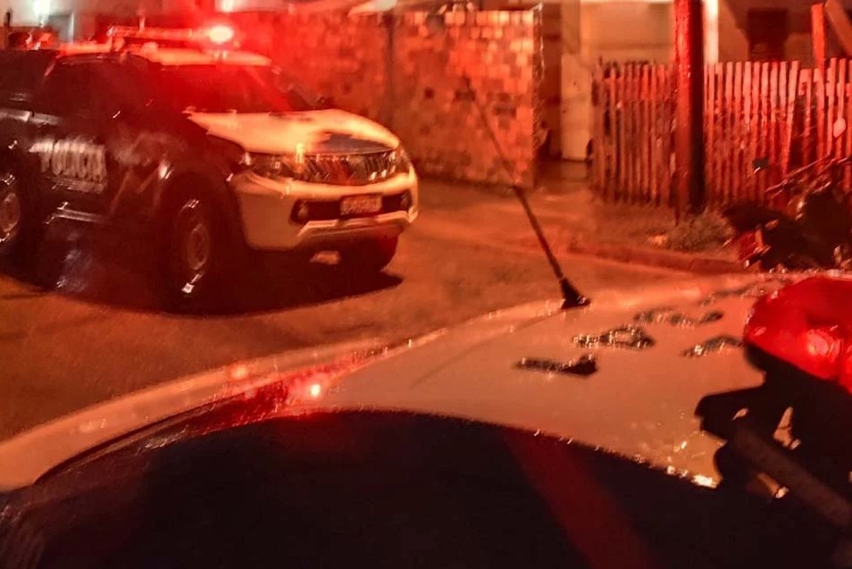 ALVEJADO: Homem é morto a tiros enquanto dormia em residencial