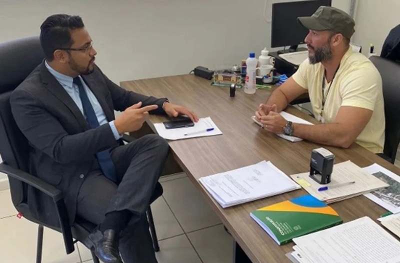 ATENTO: Vereador Gilber Mercês discute sobre desburocratização na SEMA