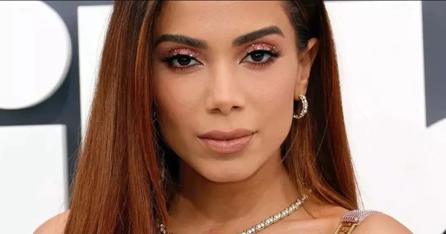 LIBERAÇÃO: Anitta pede apoio a Lula para a legalização da maconha