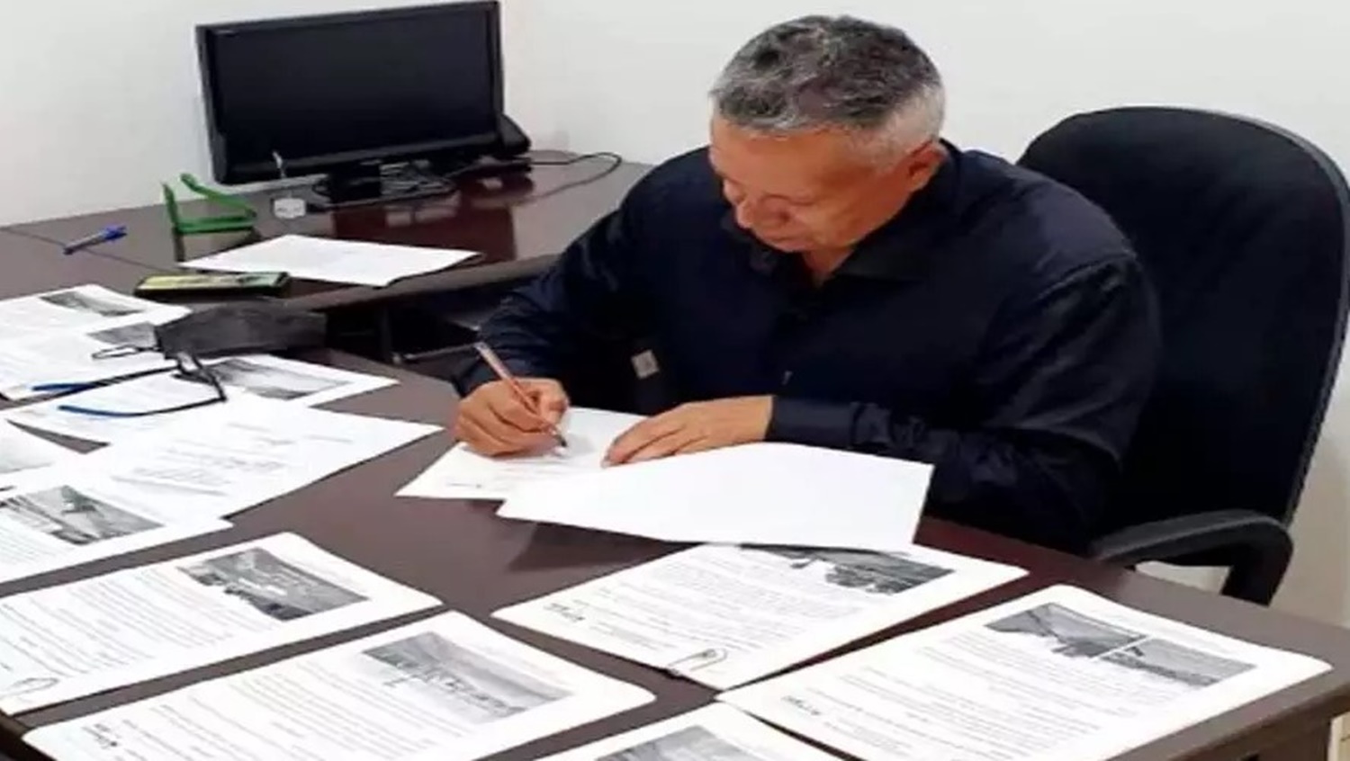 VEREADOR: Valtinho Canuto encaminha pedidos de providência para EMDUR, SEMUSB e SEMOB