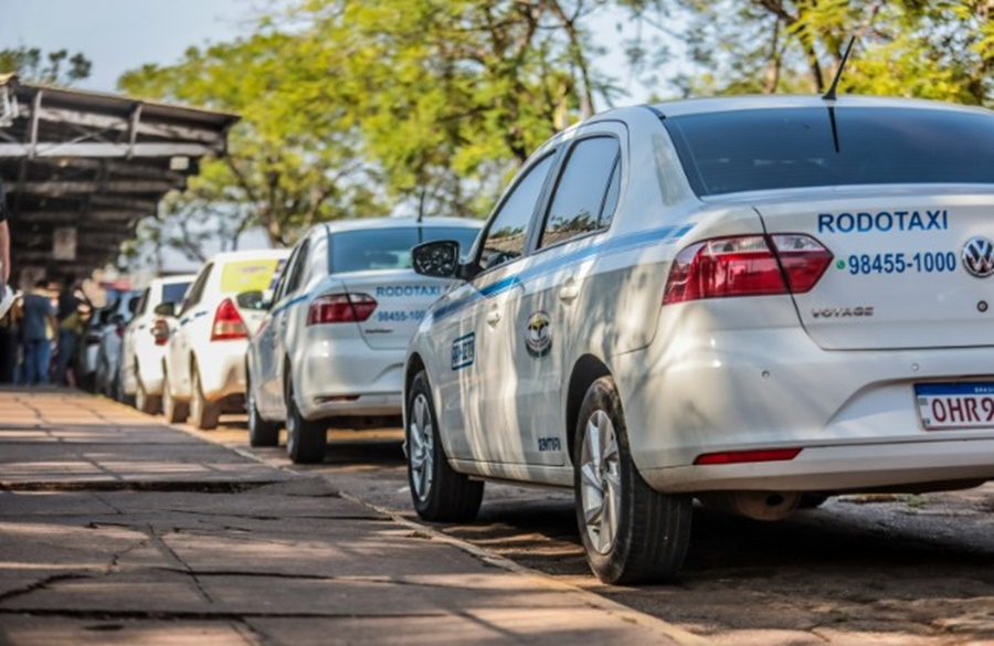 CAPITAL: Projeto de Chiquinho do Sintax e Edwilson Negreiros é aprovado e amplia vida útil de táxis