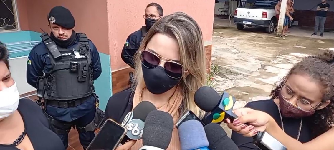 VÍDEO:  Delegada Adrian Viero fala sobre morte de adolescente