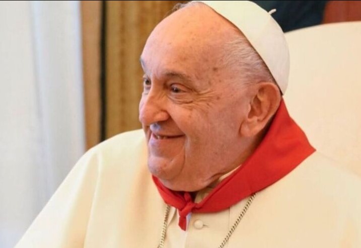 SEGUNDO VATICANO: Papa Francisco permanece estável e sem episódios de insuficiência respiratória