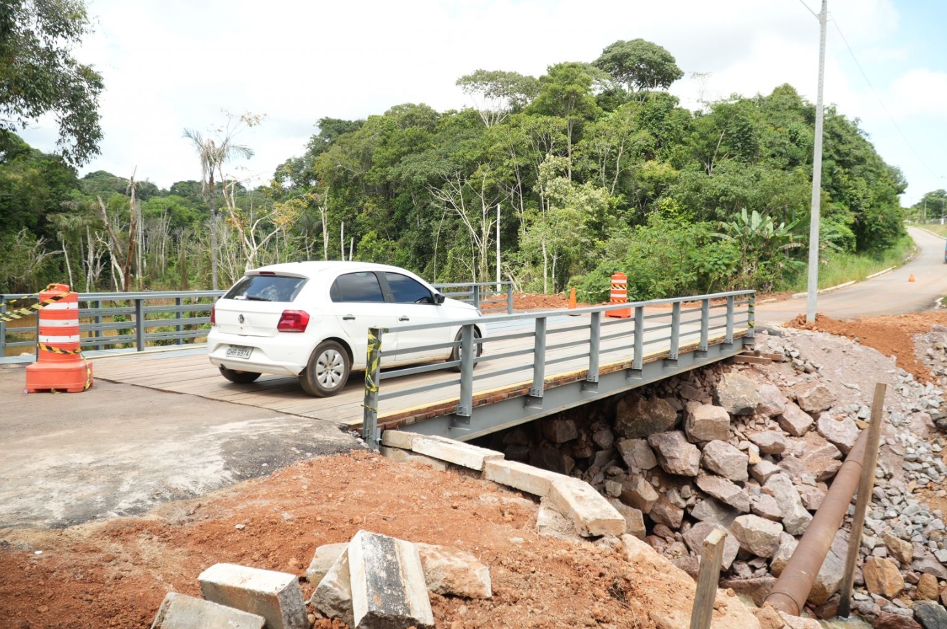 SERVIÇO: Obra da ponte Bate Estaca entra na reta final com serviços de acabamento