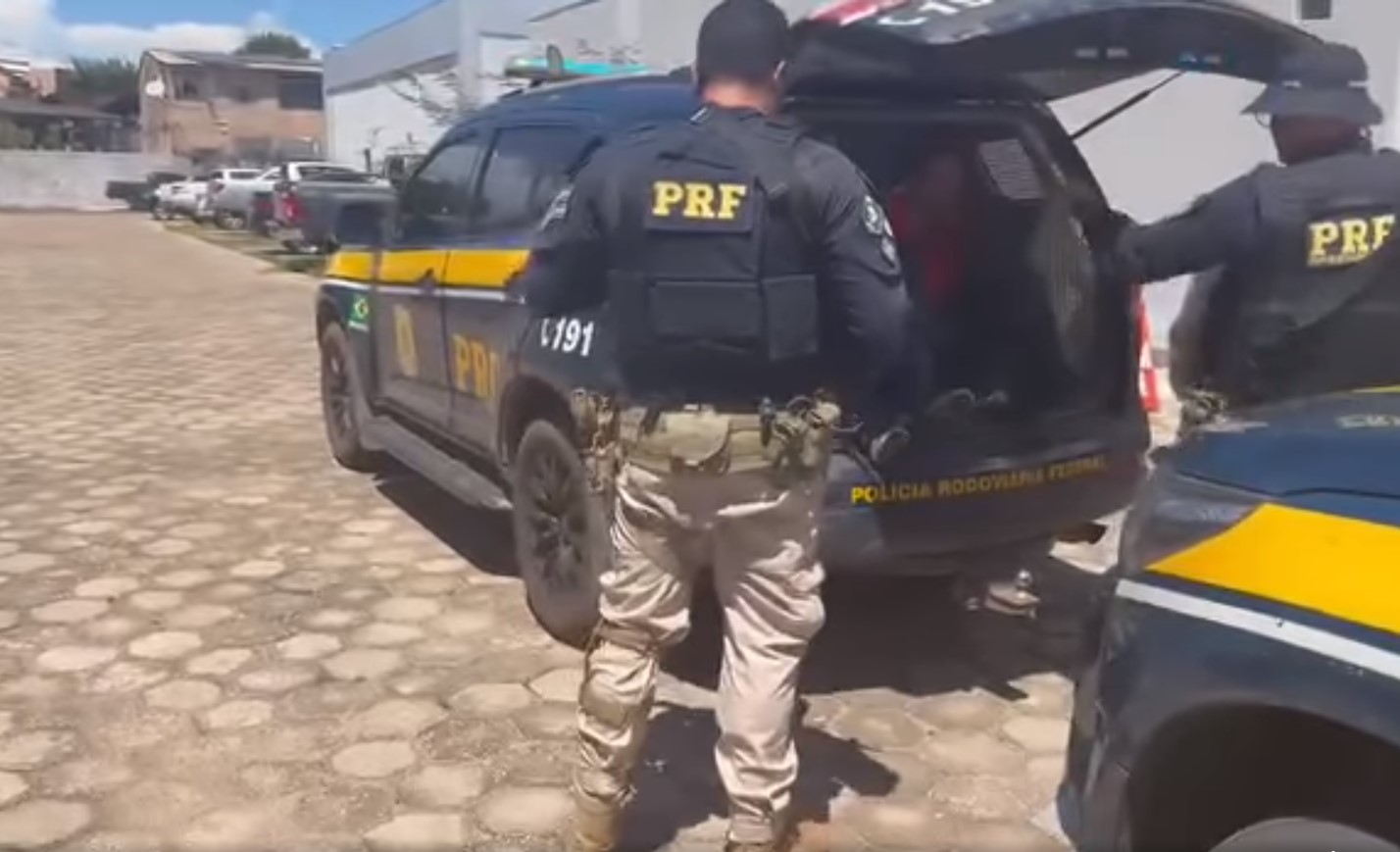 VÍDEO: Veja como foi o momento da prisão dos fugitivos de Mossoró