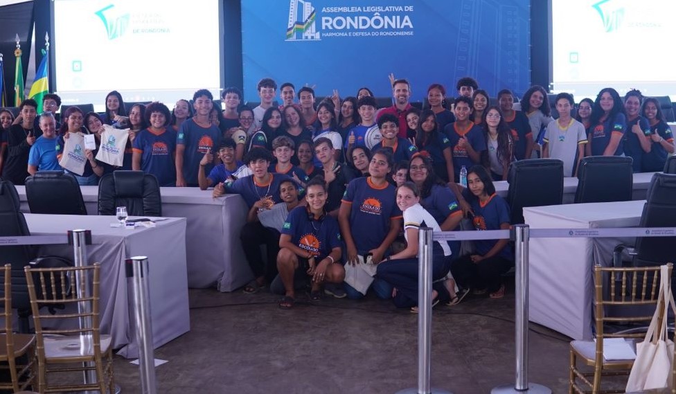 EXPOBUR: Preparação para o mercado de trabalho é tema de palestra no estande da Alero