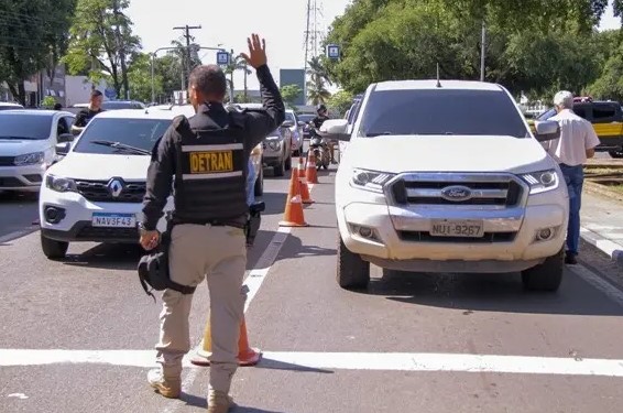 RORAIMA: Lei permite pagamento de débitos durante blitz para evitar remoção do veículo