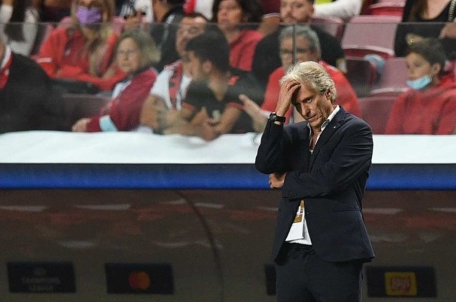 COMPARAÇÃO: Jorge Jesus diz que Neymar não gosta de futebol como Cristiano Ronaldo