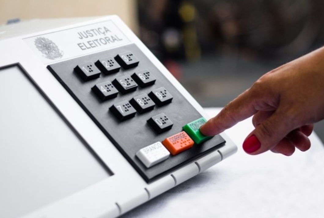 UMA FORTUNA: PL e PT devem liderar divisão do fundo eleitoral em 2026