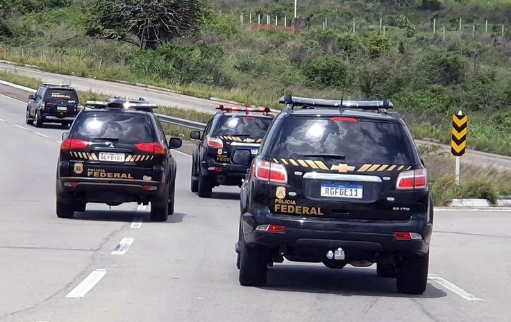 OPERAÇÃO: PF combate descaminho de pneus e apoia fiscalização em estabelecimentos