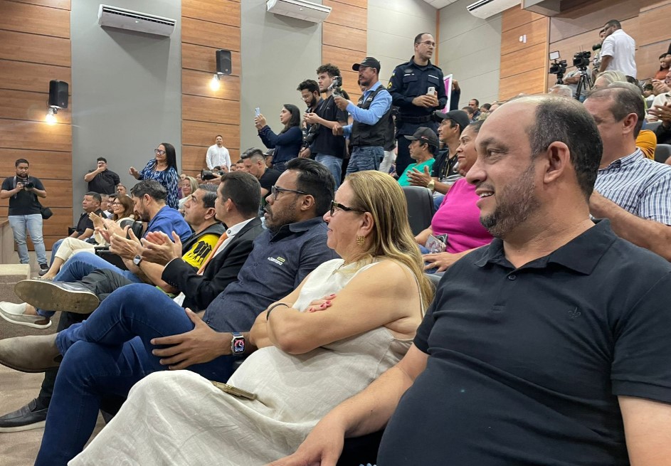 WANOEL MARTINS: Vereador participa da posse dos administradores dos treze distritos de PVH