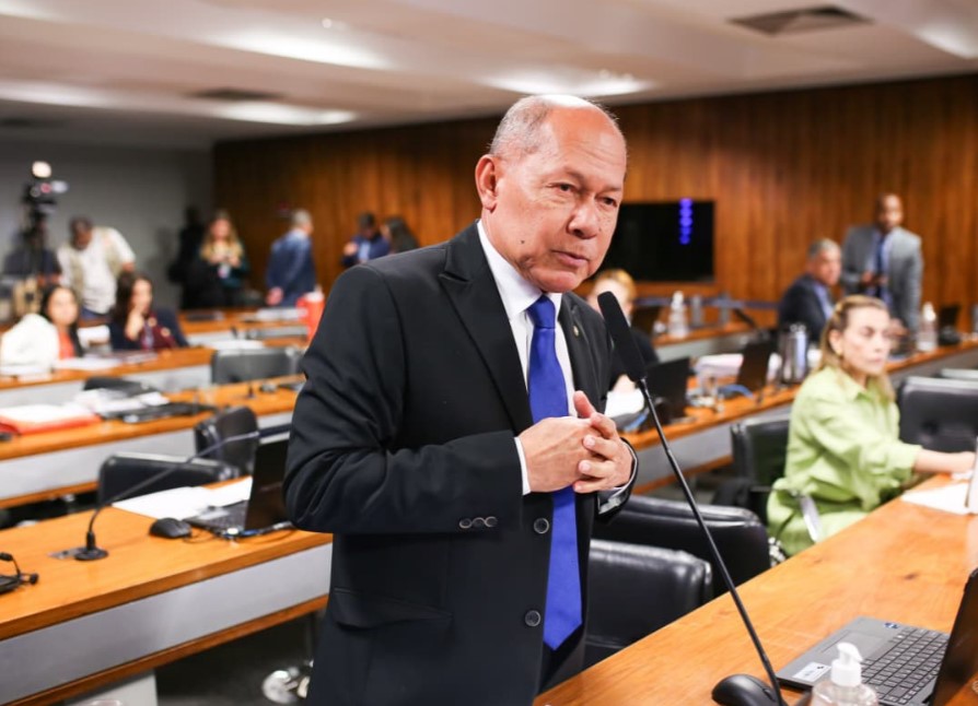 CHRISÓSTOMO: Deputado cobra respostas em oitiva da CPMI do INSS