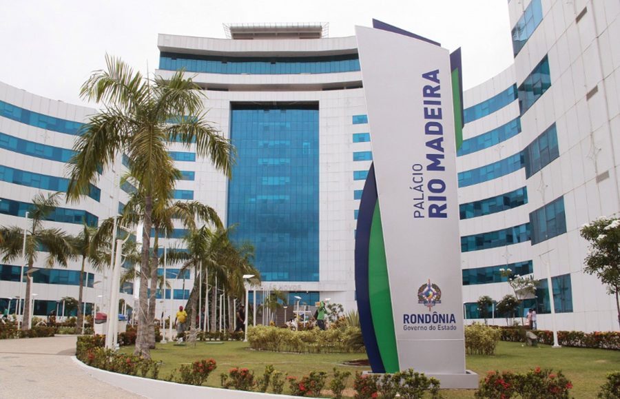 DECRETO: Governo de RO transfere ponto facultativo de 28 de outubro para 3 de novembro