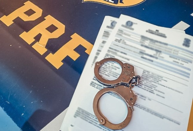 FERIADÃO: PRF cumpre seis mandados de prisão durante feriado prolongado