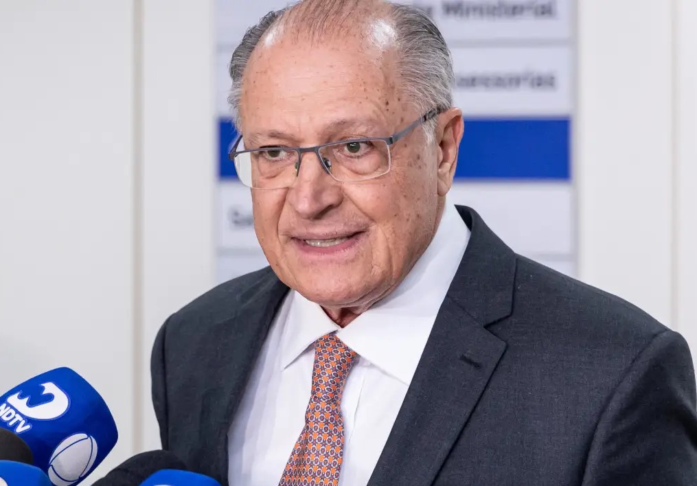 TARIFAÇO: Governo brasileiro divulga nota em que diz o que é inegociável