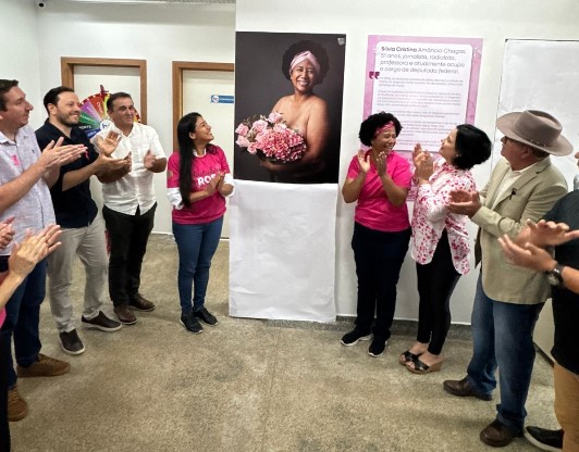 SÍLVIA CRISTINA: Deputada destaca a exposição Histórias que Transformam Dor em Esperança