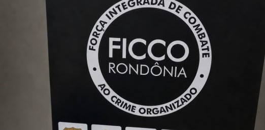 AÇÃO PF: FICCO/RO prende homem e apreende dois adolescentes