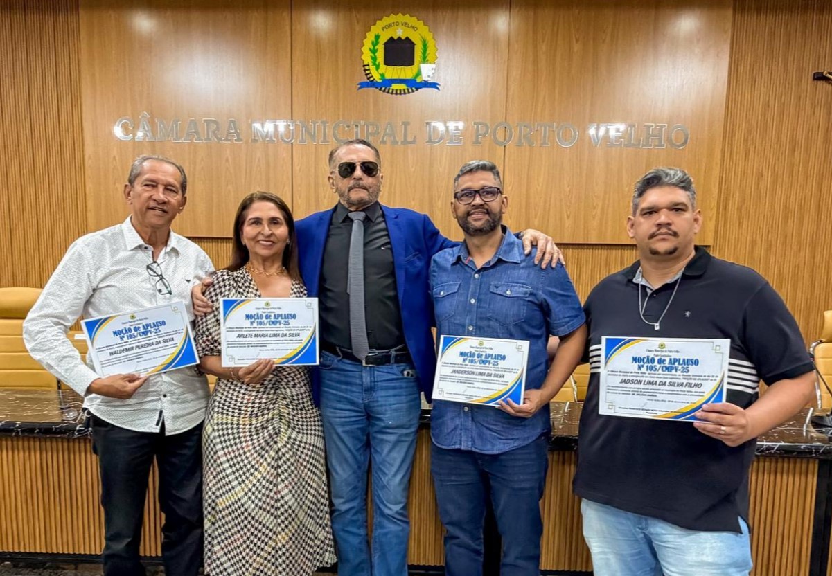 HOMENAGEM: Câmara presta Moção de Aplausos à família do JJ Materiais de Construção