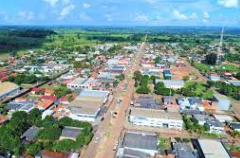 CORUMBIARA: Bolo de 33 metros e uma tonelada marca festa de aniversário do município