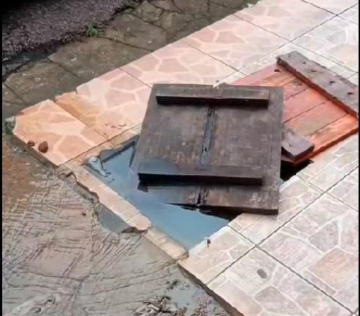 PEDIDO DE PROVIDÊNCIA: Esgoto a céu aberto no centro de Porto Velho preocupa moradores