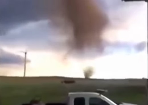 MAIOR TEMPORAL: China cria chuva artificial com apenas 1 kg de iodeto de prata