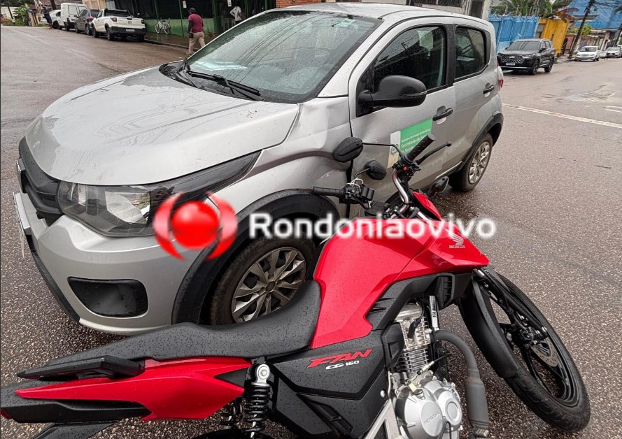 NO CENTRO: Condutor de carro da Sesau avança e provoca acidente com motociclista 