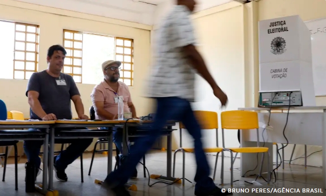 ELEIÇÕES: Cerca de 158,7 milhões de eleitores vão às urnas em todo o país