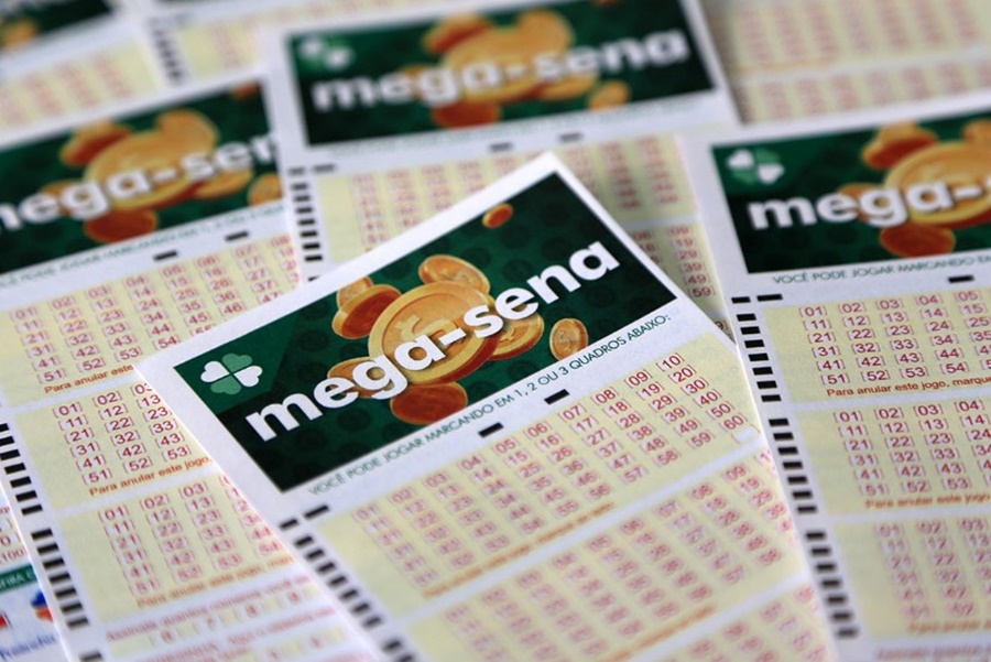 DINHEIRO: Mega-Sena deste sábado deve pagar prêmio de R$ 18 milhões