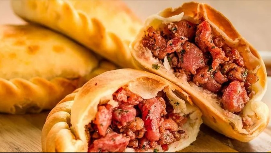 PETISCO: Aprenda a fazer empanada de linguiça toscana