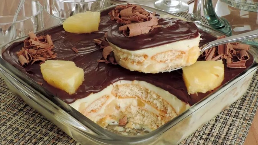 CÍTRICO E DOCE: Aprenda a fazer pavê de abacaxi com cobertura de chocolate