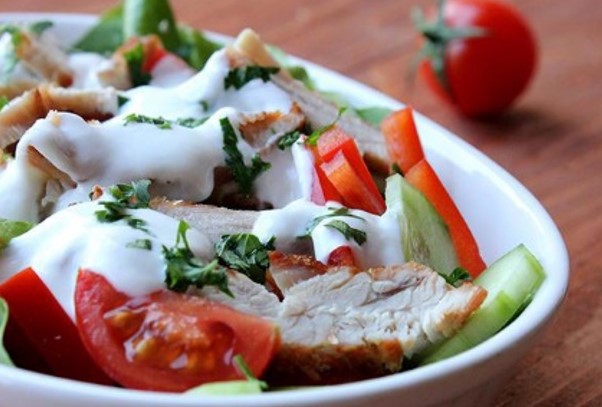 PRATO REFRESCANTE: Aqui está o jantar leve que você tanto procura