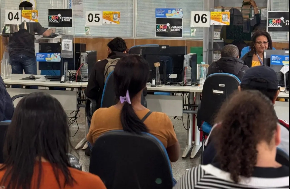 AGENDAMENTO ONLINE: Candidatos à primeira CNH já podem agendar exame teórico pelo site do Detran-RO