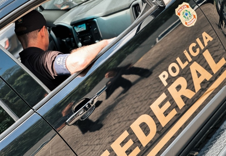 AÇÃO: Polícia Federal captura três foragidos por abuso de vulnerável