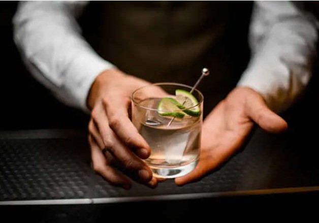 SEM RECAÍDA: Conheça a nova molécula capaz de reduzir o consumo de álcool