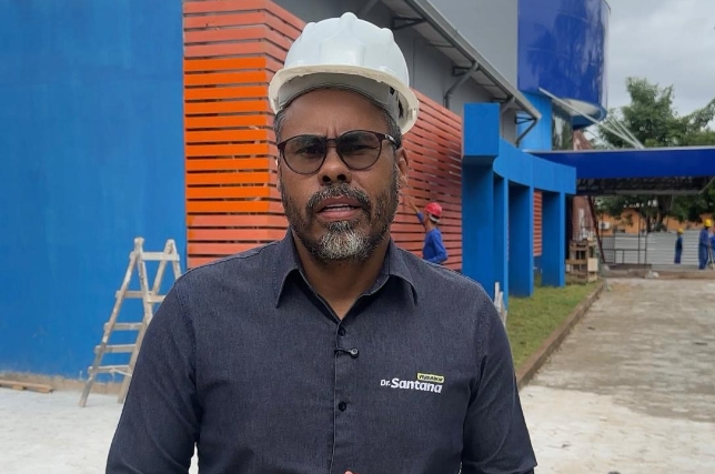 DR. SANTANA: Vereador fiscaliza obra da Maternidade Municipal Mãe Esperança